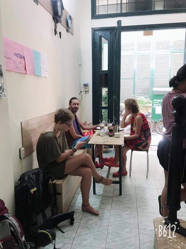 Home Backpackers Hostel Hanoi Exteriör bild